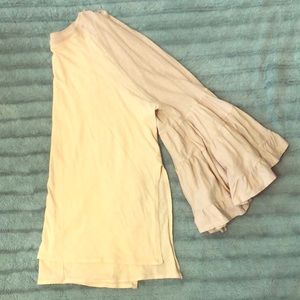 Free People oversized tunic tee w/ ruffled sleeves